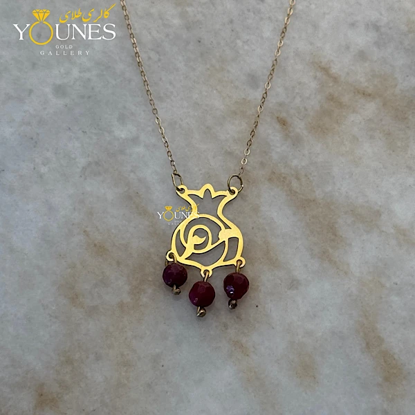 گردنبند طلا انار سه سنگ قرمز